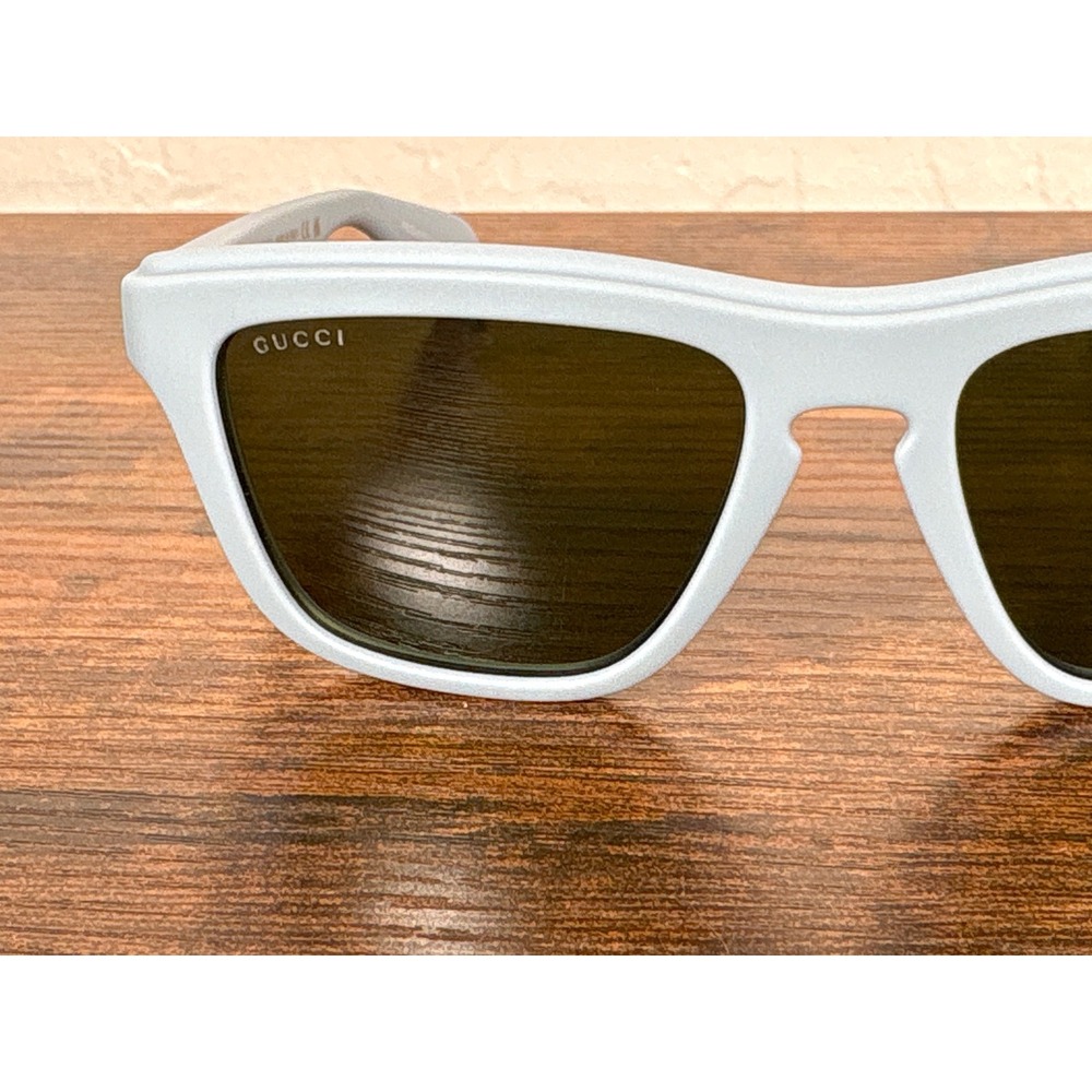 Gucci GG1571S 003 Light Blue Rectangular Sunglasses Cutout Logo XL Made in Italy - Picture 4 of 10